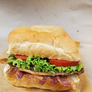 BLT Sandwich w candied bacon